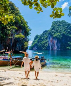 Secret Beach Horizon Escape