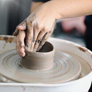 Choosing the Perfect Ceramic Vase