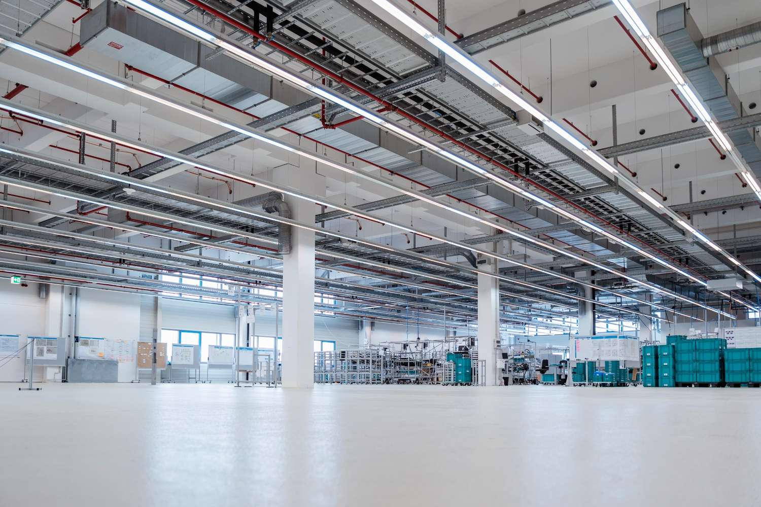 illuminated-warehouse-of-modern-factory-stuttgart-2026-03-09-06-36-35-utc