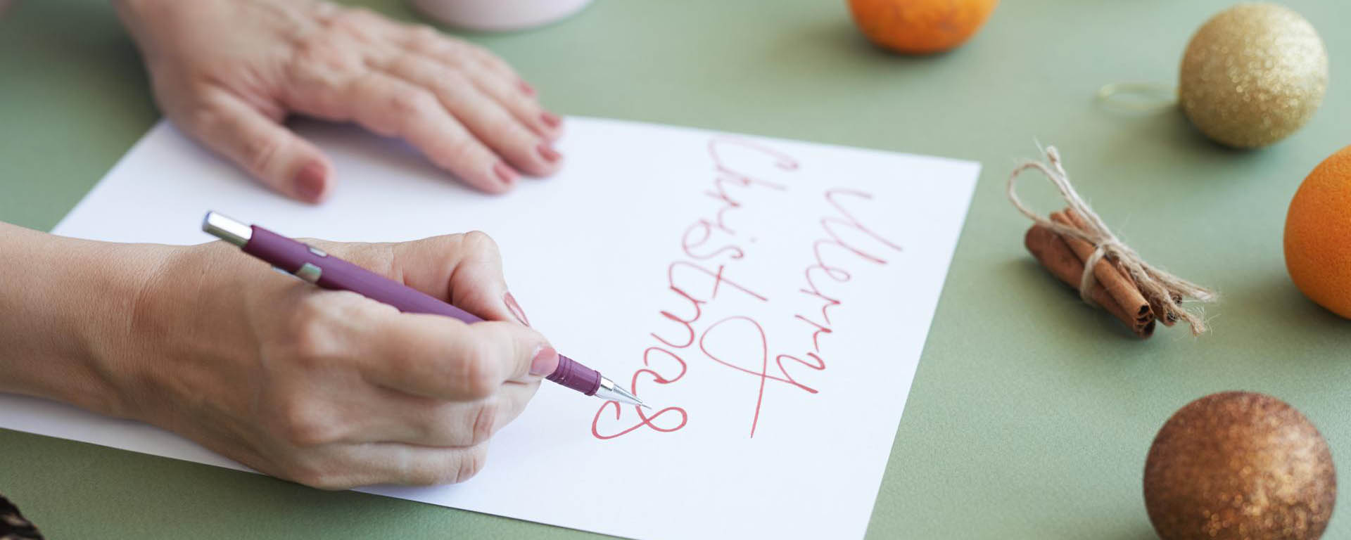 making-lettering-for-christmas-card-F5WTHZK-compressed-width-1