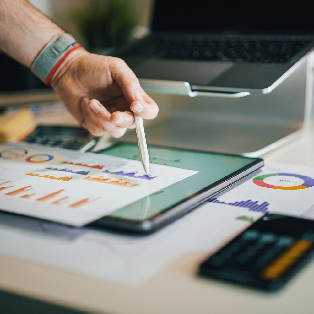 SaaS Metrics That Matter: From MRR to CAC