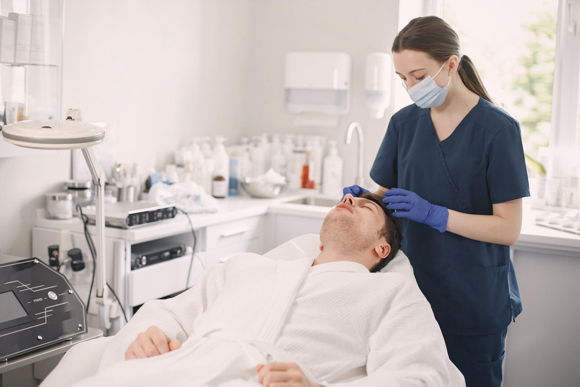man-in-cosmetologist-cabinet-is-going-to-recieve-a-2023-01-06-08-43-59-utc-1