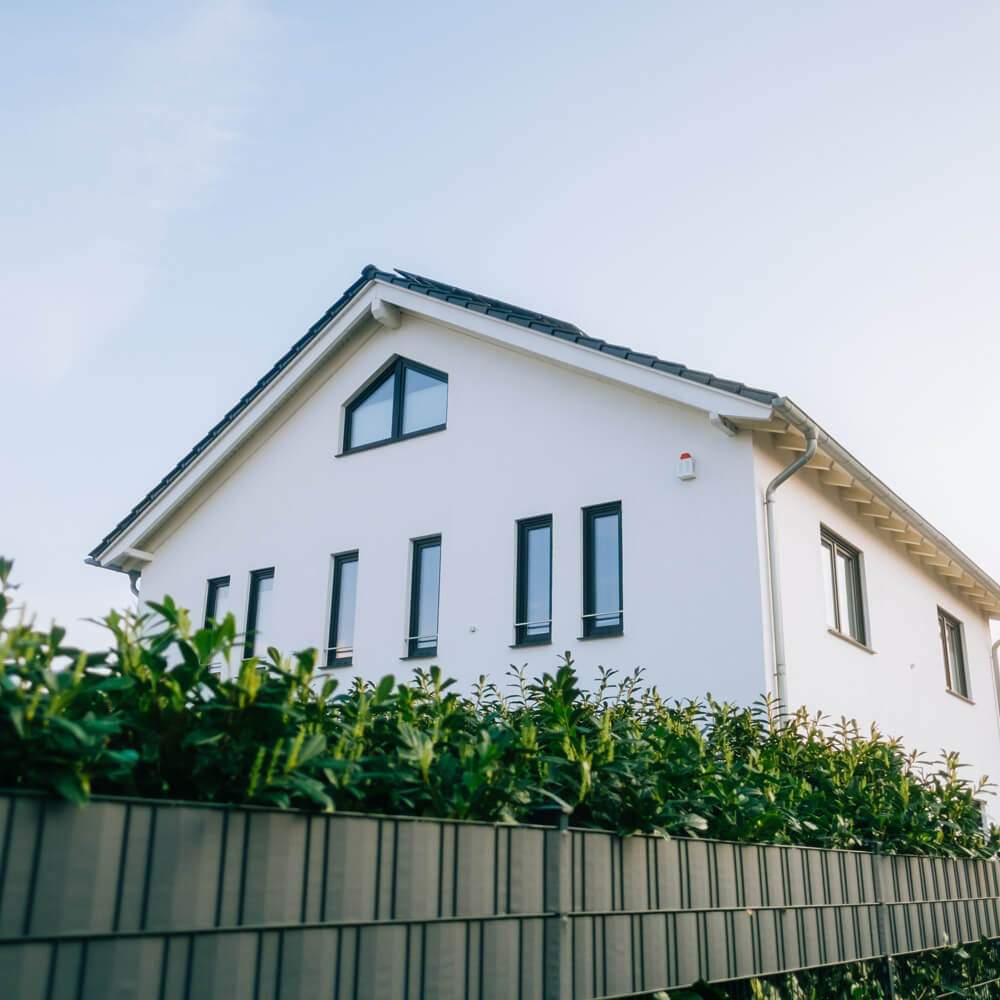 Energy Efficiency Made Easy with Smart Home
