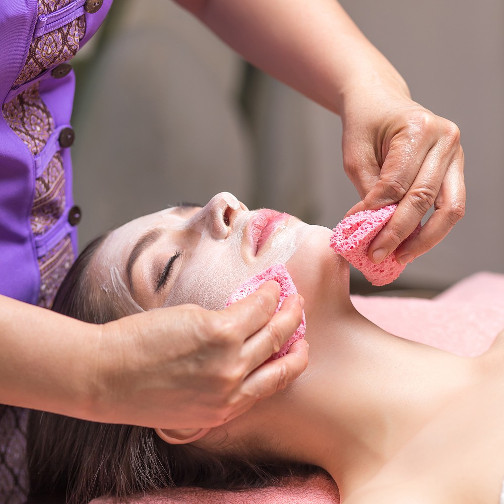 How to Create Your Own Relaxing Spa Moment