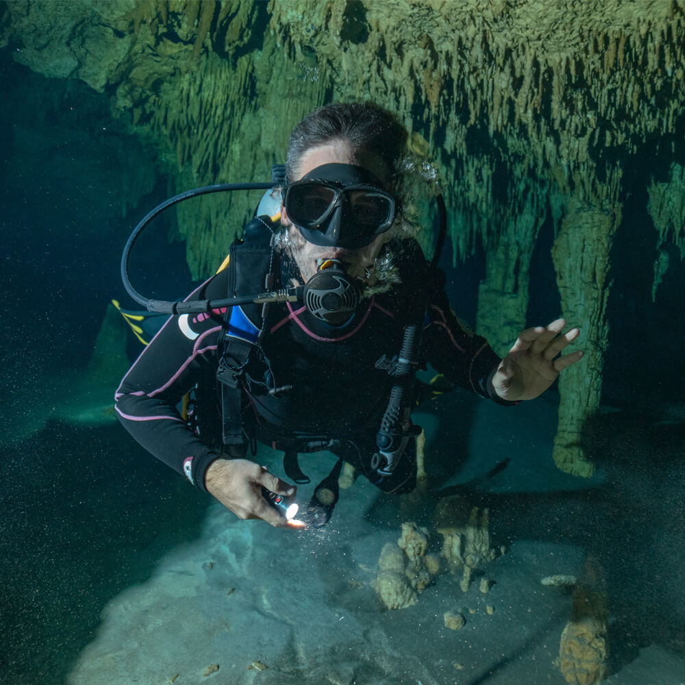Beneath the Waves: Discover the Beauty of Coral Reefs
