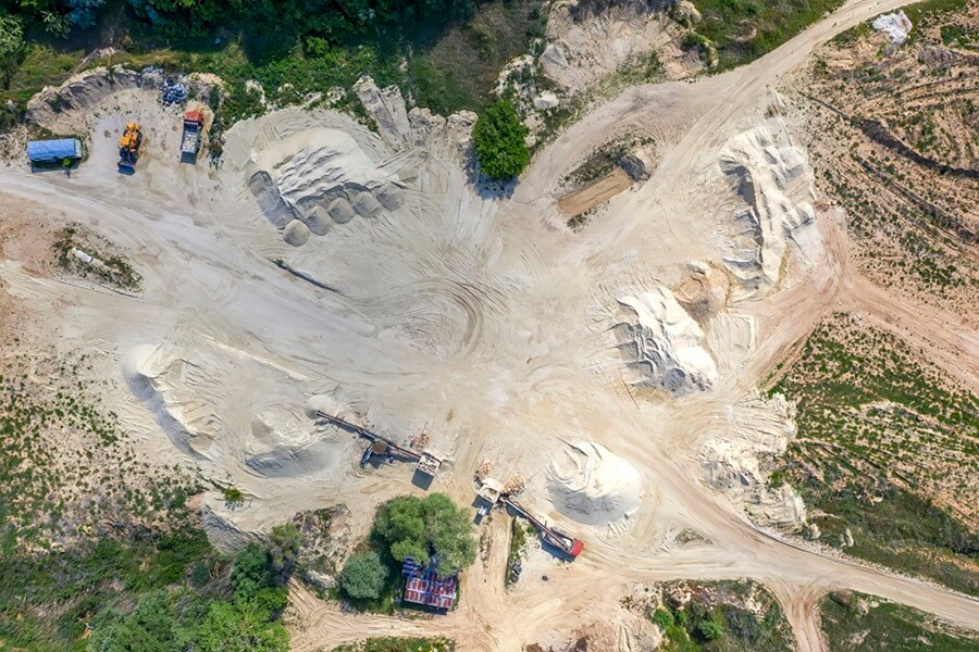 CREATIVE APPROACHES TO SITE MAPPING AND DOCUMENTATION
